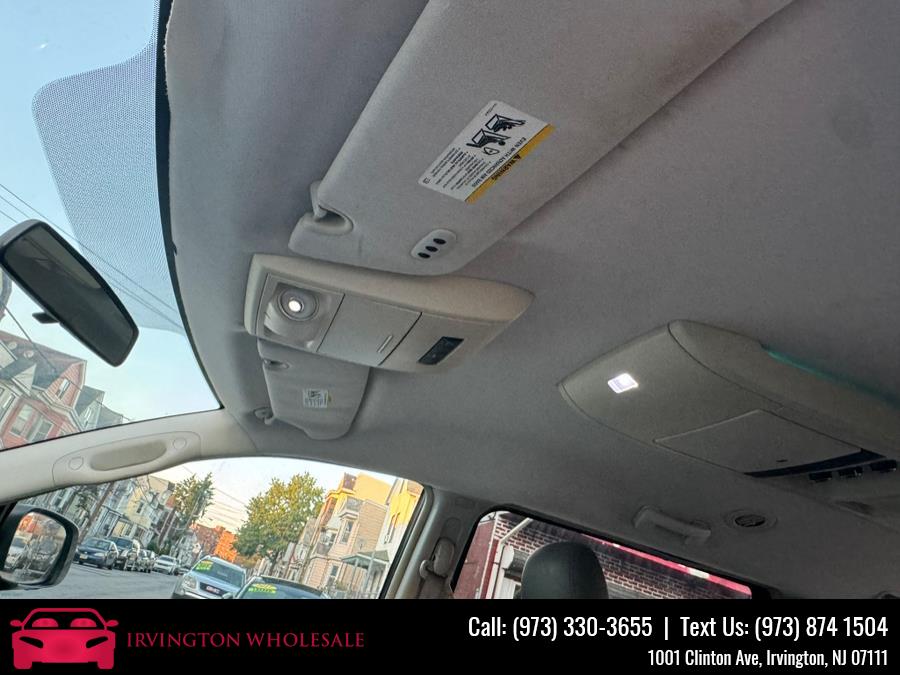 2008 Chrysler Town & Country Touring photo