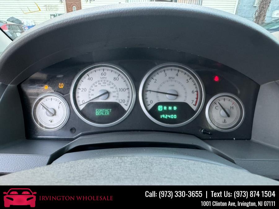 2008 Chrysler Town & Country Touring photo