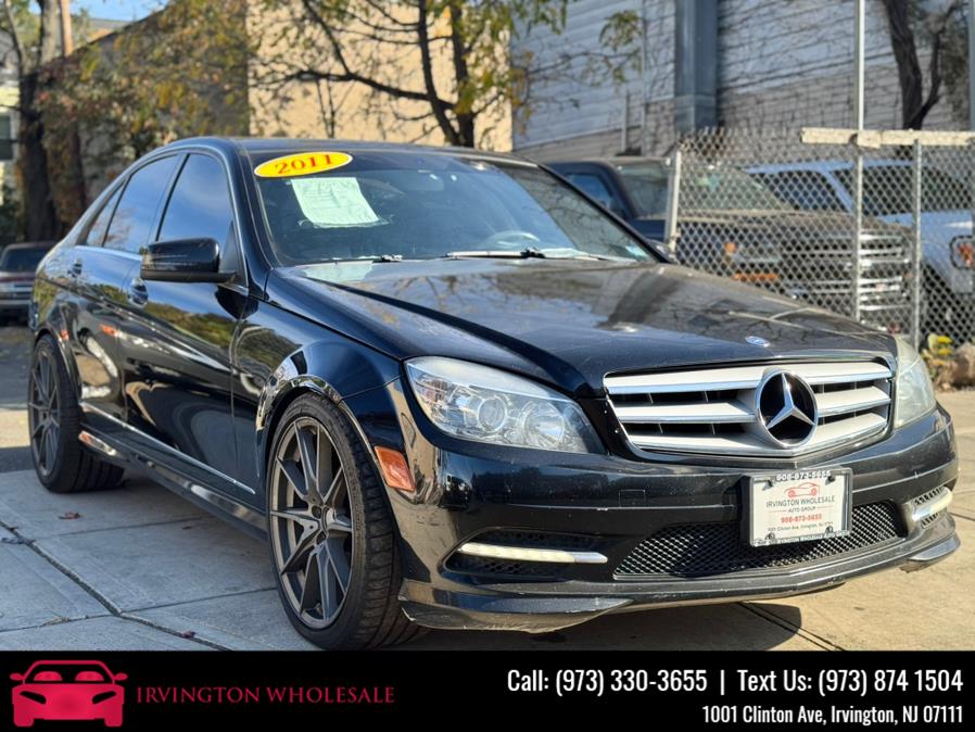 2011 Mercedes-Benz C-Class C300 Luxury photo