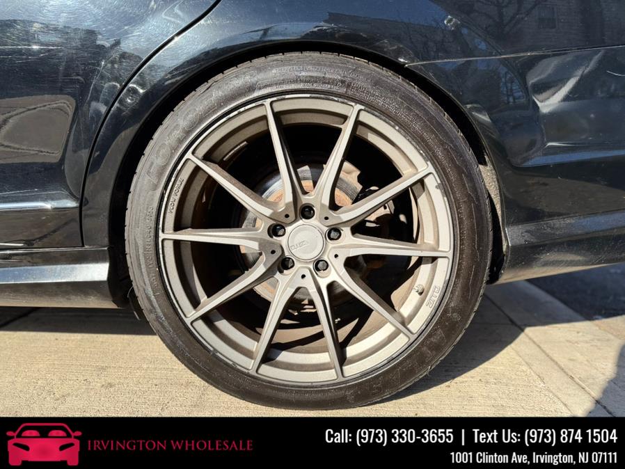2011 Mercedes-Benz C-Class C300 Luxury photo