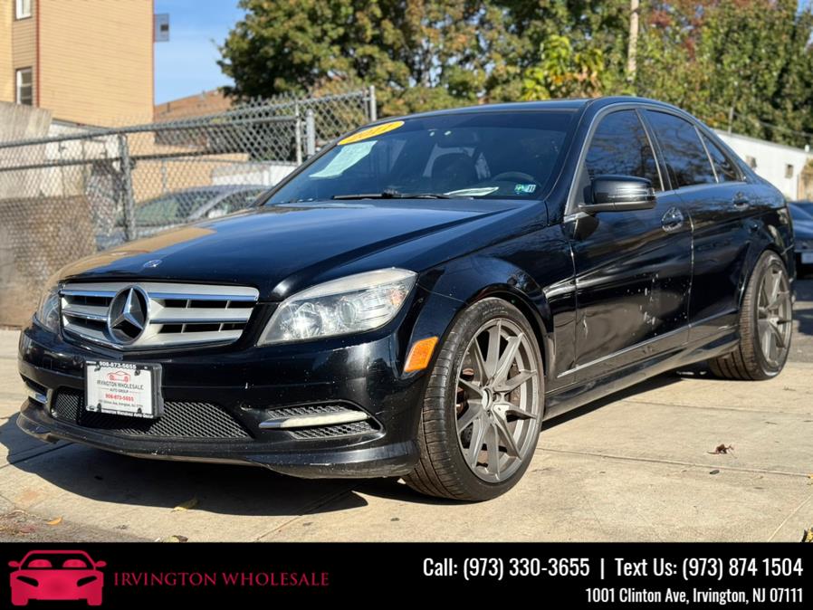 2011 Mercedes-Benz C-Class C300 Luxury photo