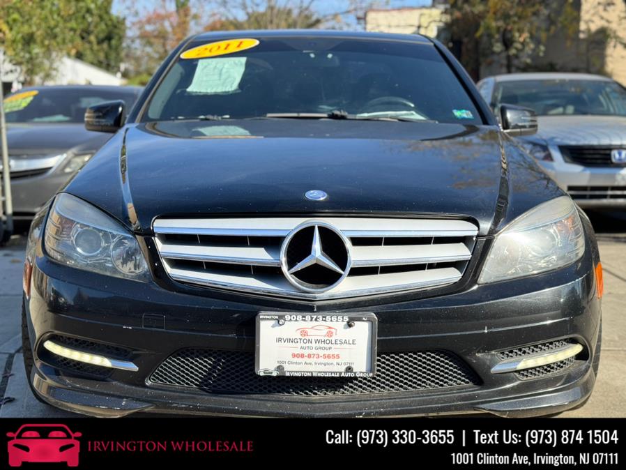 2011 Mercedes-Benz C-Class C300 Luxury photo