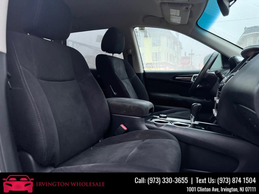 2015 Nissan Pathfinder 4WD 4dr S photo