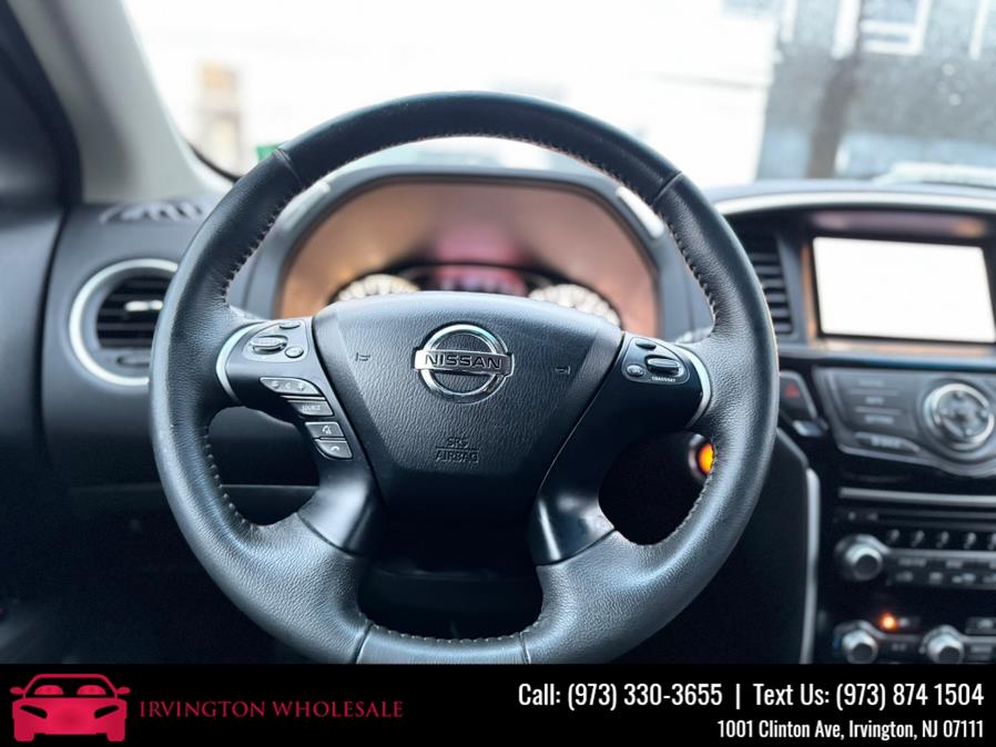 2015 Nissan Pathfinder 4WD 4dr S photo