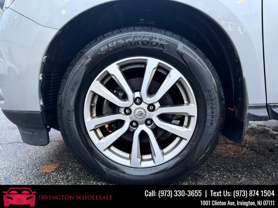 2015 Nissan Pathfinder 4WD 4dr S photo