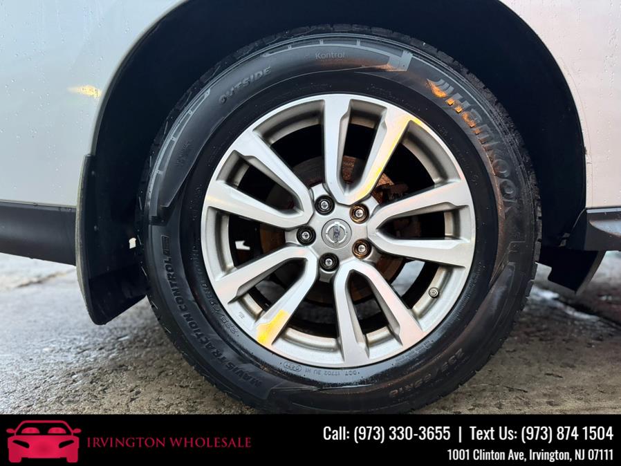 2015 Nissan Pathfinder 4WD 4dr S photo