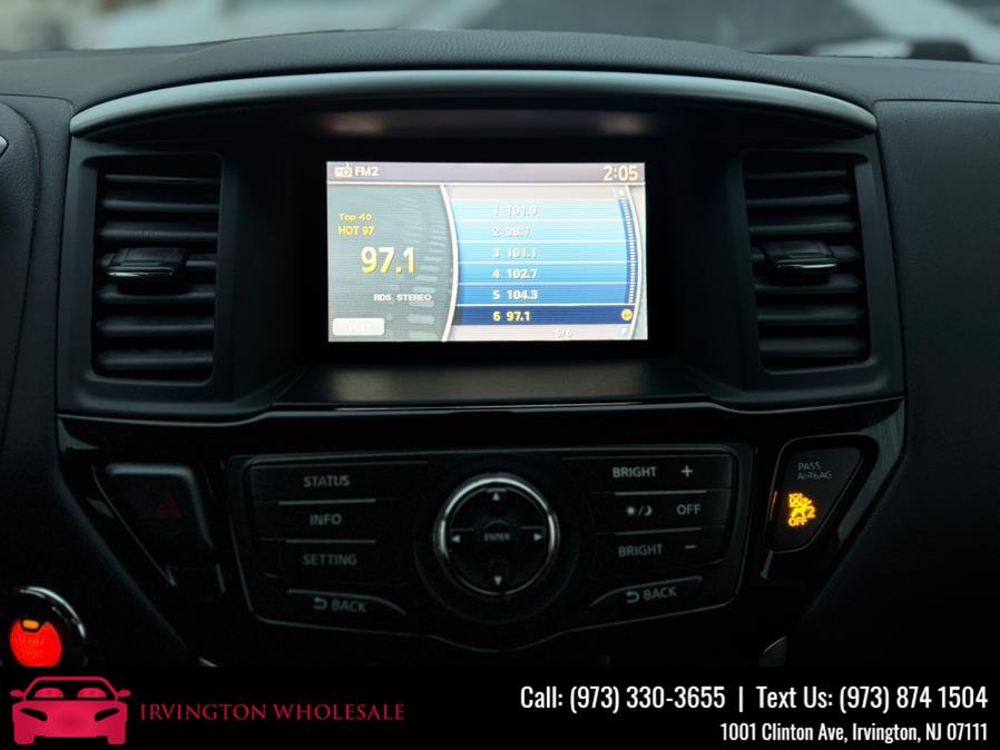 2015 Nissan Pathfinder 4WD 4dr S photo