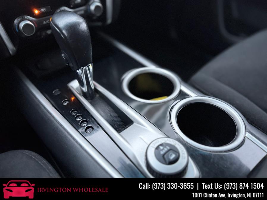 2015 Nissan Pathfinder 4WD 4dr S photo