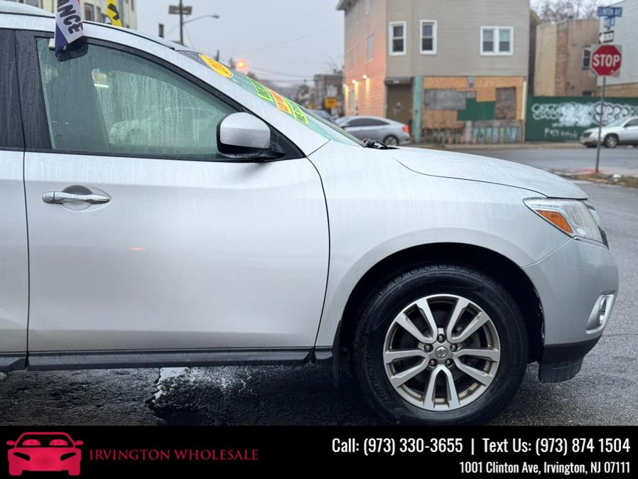 2015 Nissan Pathfinder 4WD 4dr S photo