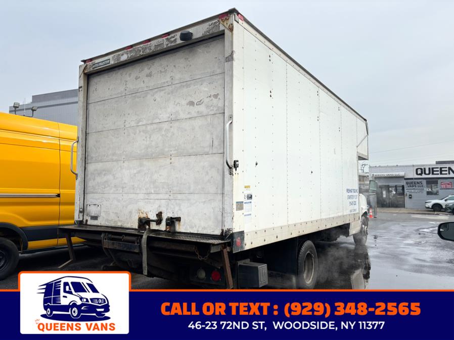 2011 Chevrolet Express 3500 3500 photo