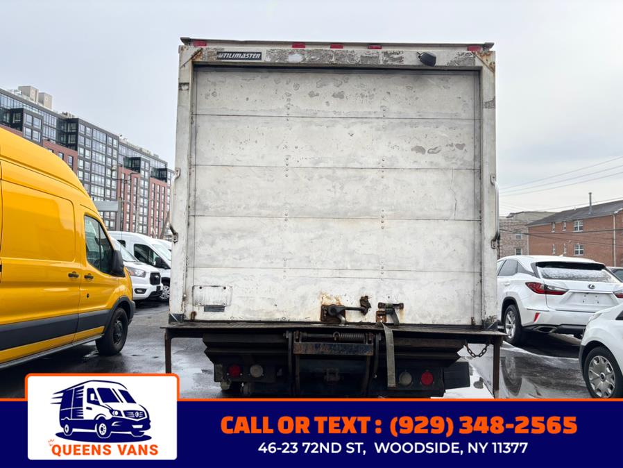 2011 Chevrolet Express 3500 3500 photo