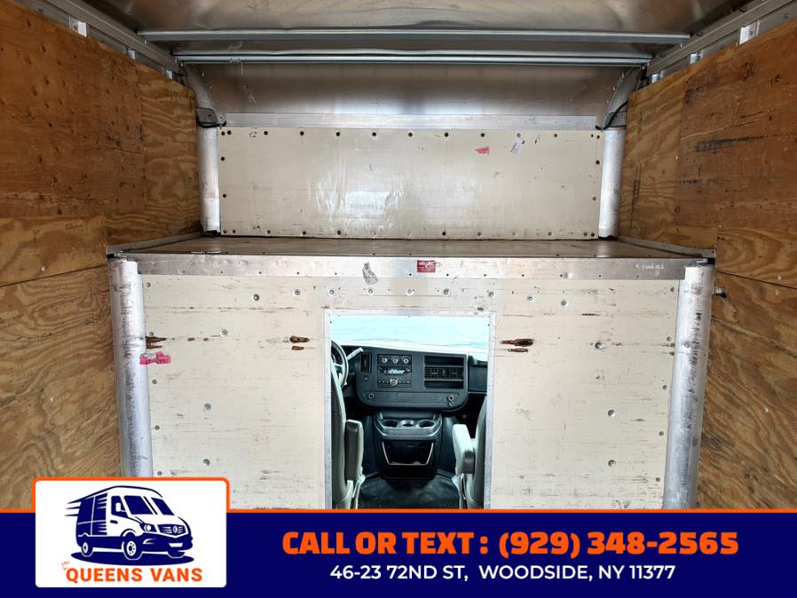 2011 Chevrolet Express 3500 3500 photo