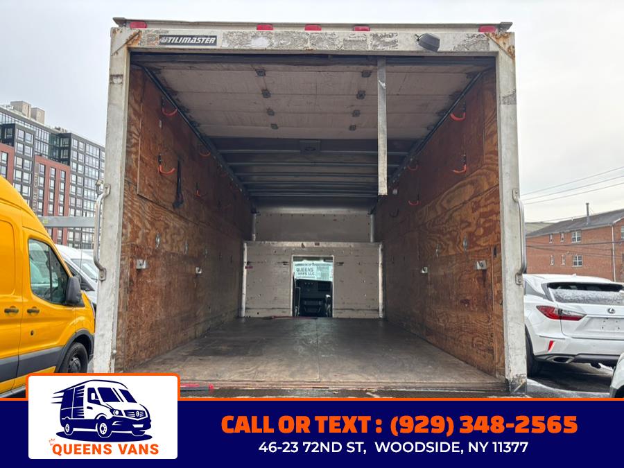 2011 Chevrolet Express 3500 3500 photo