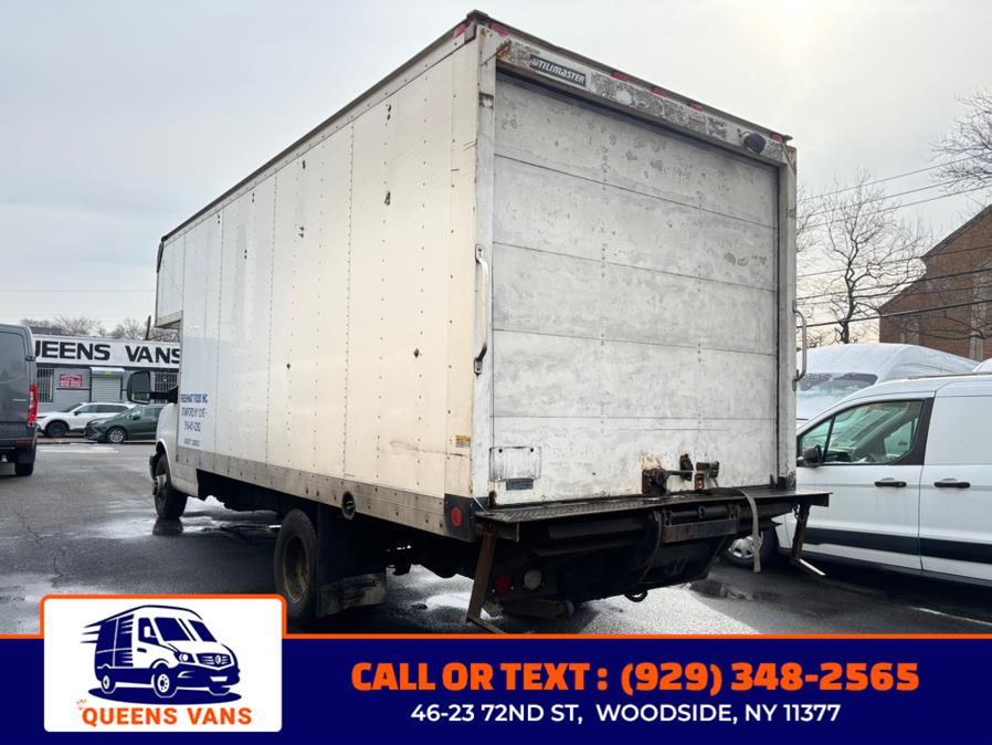 2011 Chevrolet Express 3500 3500 photo