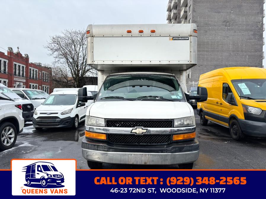 2011 Chevrolet Express 3500 3500 photo