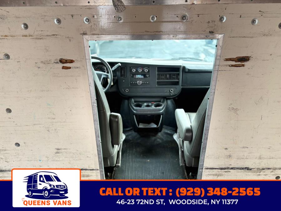 2011 Chevrolet Express 3500 3500 photo