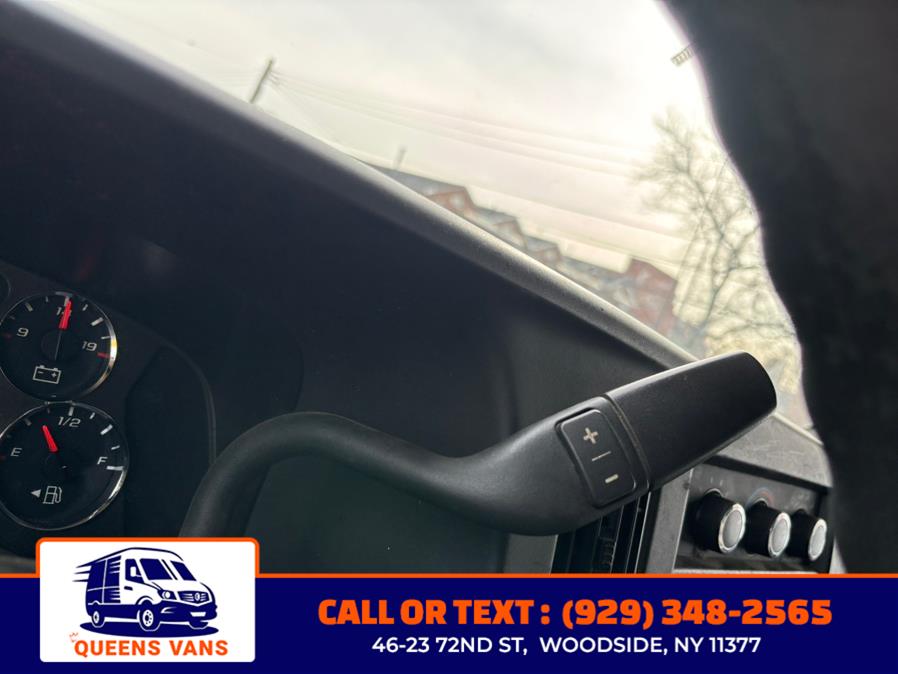 2011 Chevrolet Express 3500 3500 photo