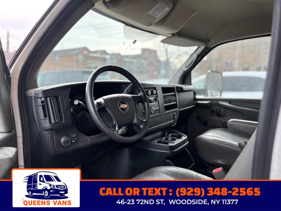 2011 Chevrolet Express 3500 3500 photo