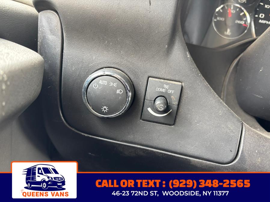 2011 Chevrolet Express 3500 3500 photo
