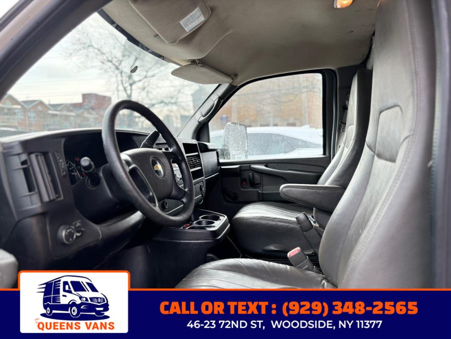 2011 Chevrolet Express 3500 3500 photo