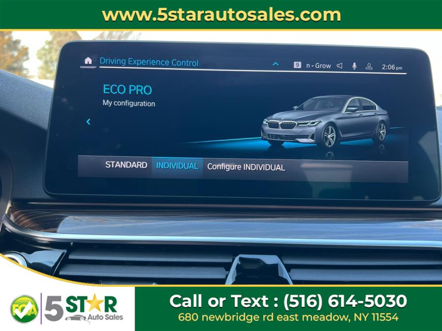 2022 BMW 5-Series 530i xDrive Sedan photo