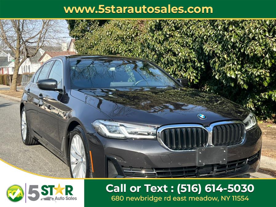 2022 BMW 5-Series 530i xDrive Sedan photo
