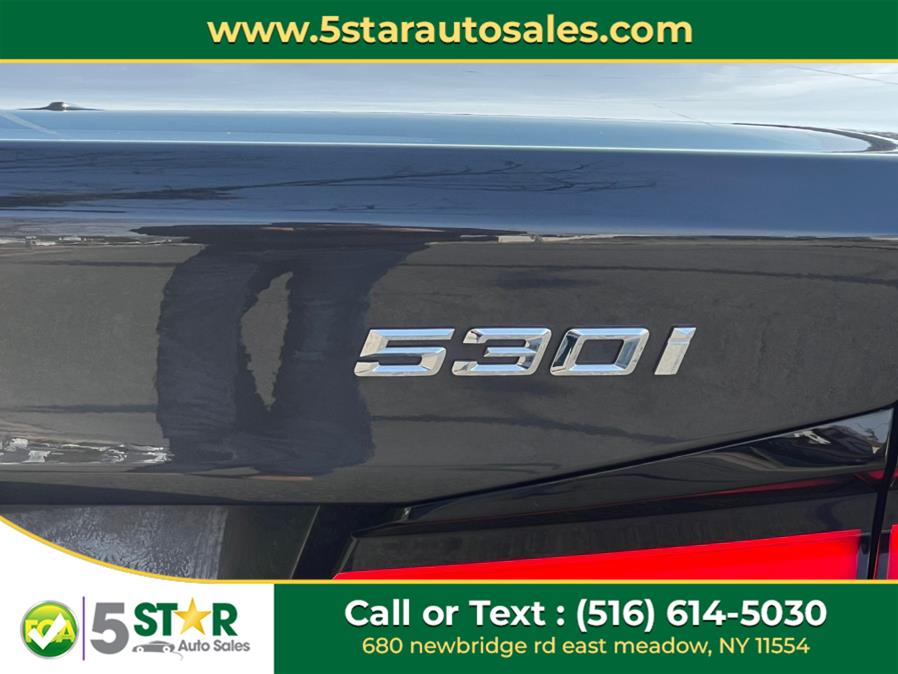 2022 BMW 5-Series 530i xDrive Sedan photo