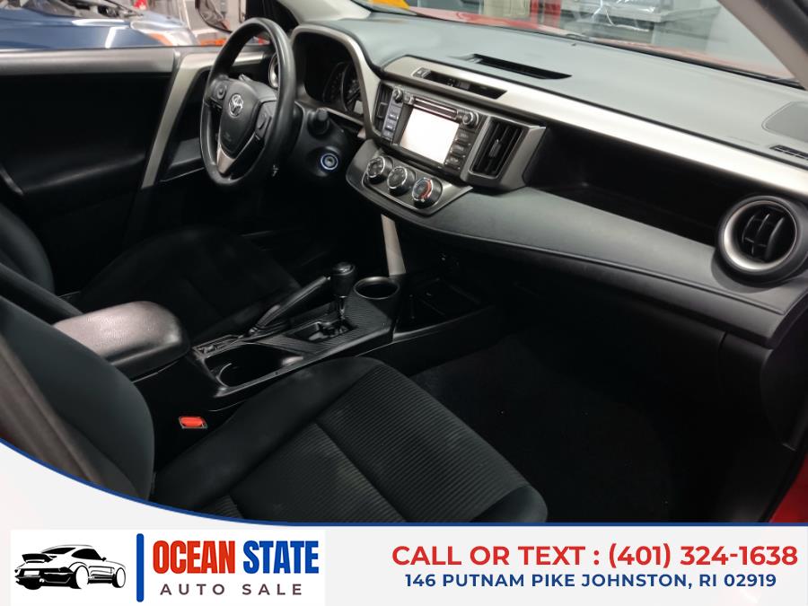 2015 Toyota RAV4 FWD 4dr LE (Natl) photo
