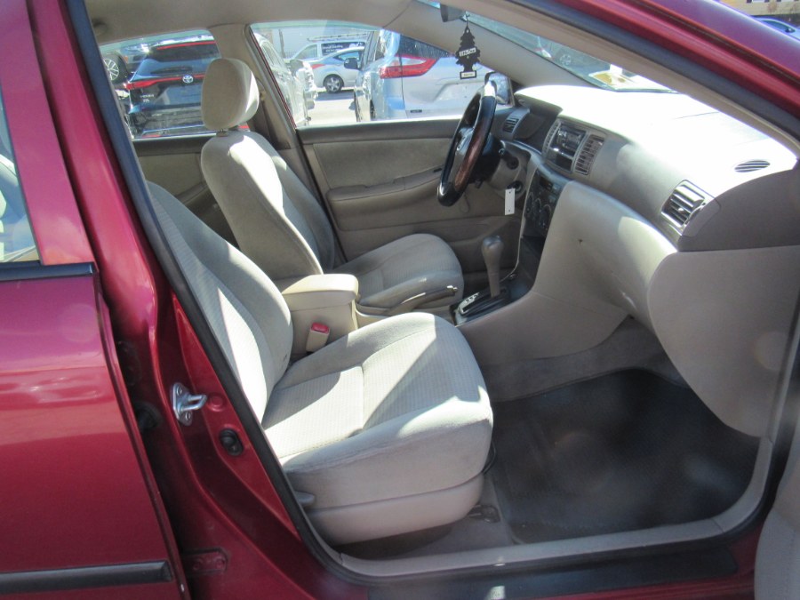 2005 Toyota Corolla CE photo