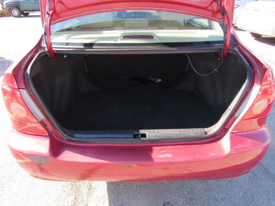 2005 Toyota Corolla CE photo