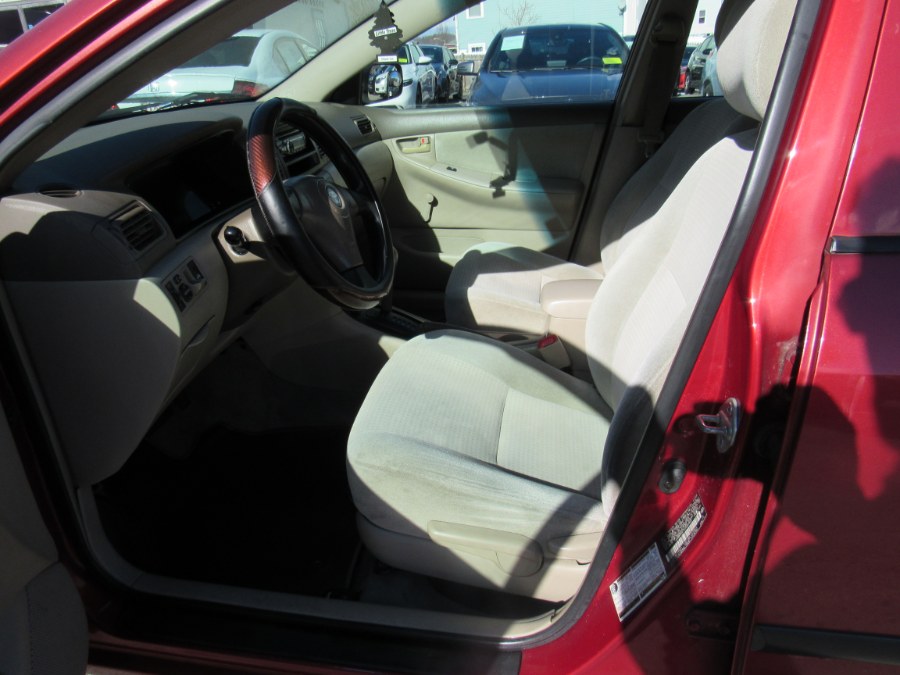 2005 Toyota Corolla CE photo