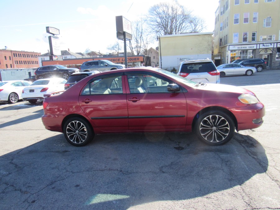 2005 Toyota Corolla CE photo