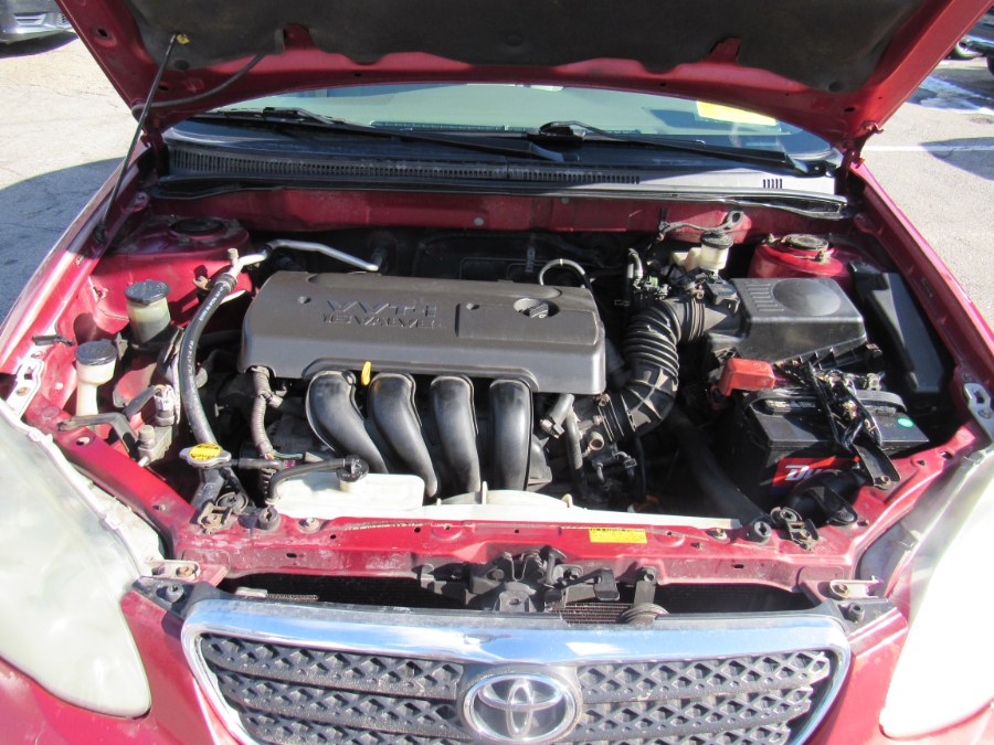 2005 Toyota Corolla CE photo