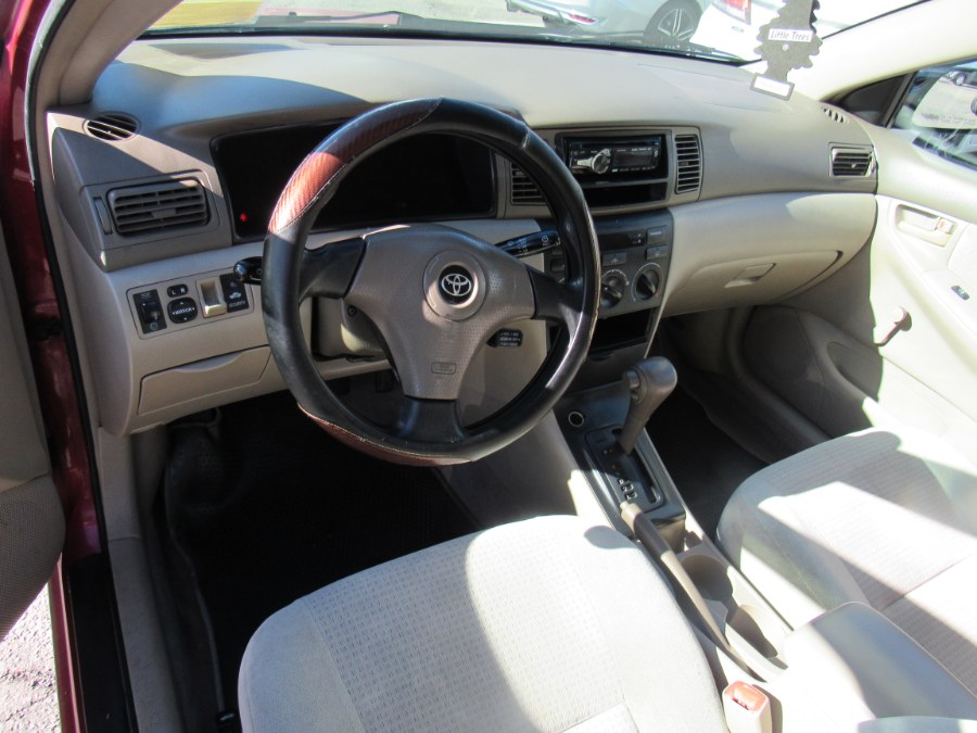 2005 Toyota Corolla CE photo