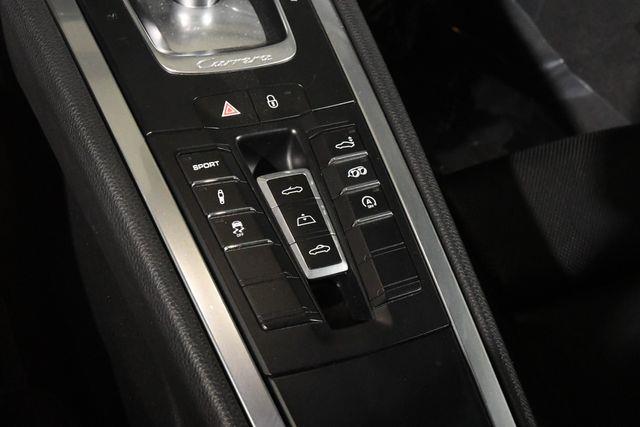 2016 Porsche 911 Carrera 4S photo
