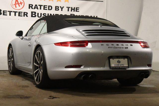 2016 Porsche 911 Carrera 4S photo