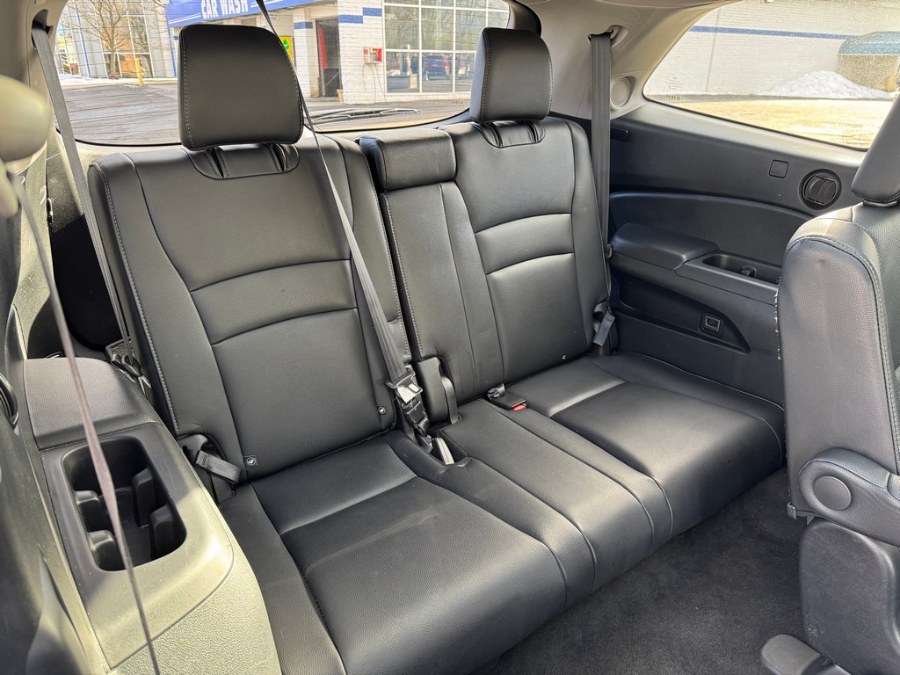 2022 Honda Pilot Elite AWD photo