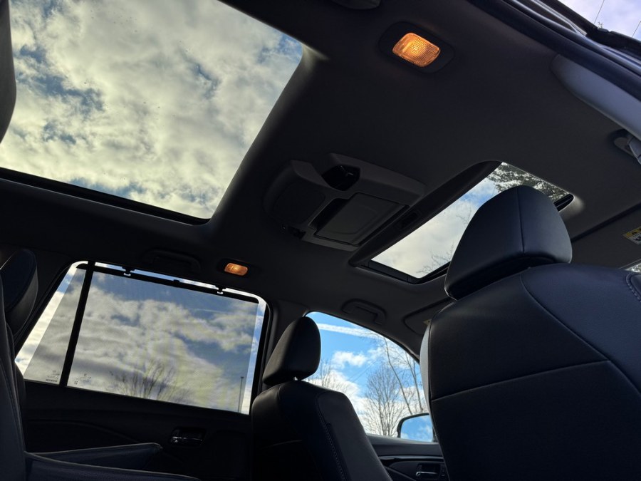 2022 Honda Pilot Elite AWD photo