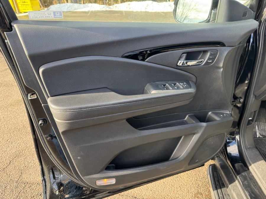 2022 Honda Pilot Elite AWD photo