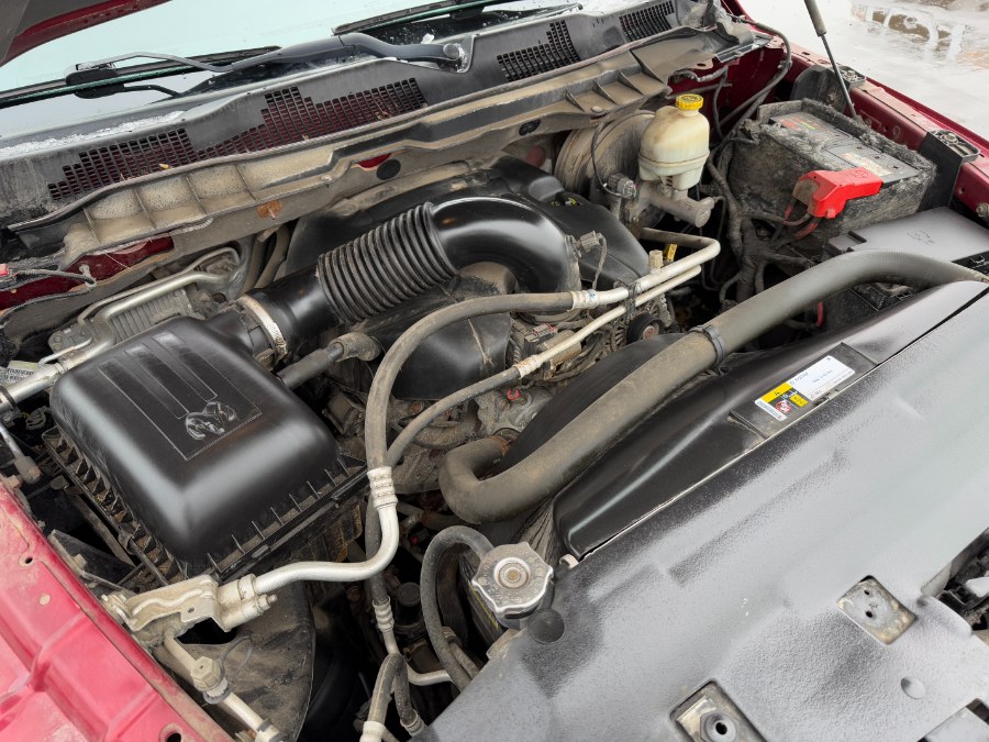 2015 RAM 1500 4WD Crew Cab 140.5