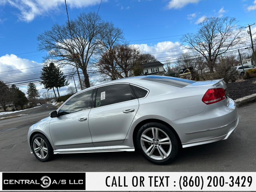 2015 Volkswagen Passat 4dr Sdn 3.6L V6 DSG SEL Premiu photo