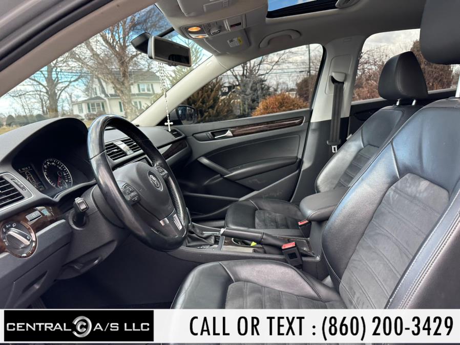 2015 Volkswagen Passat 4dr Sdn 3.6L V6 DSG SEL Premiu photo