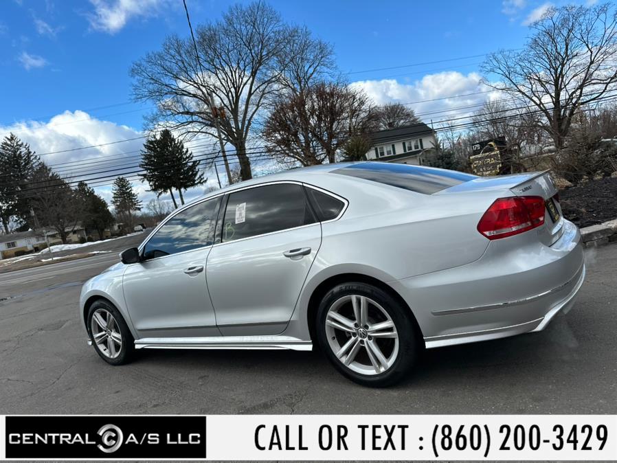 2015 Volkswagen Passat 4dr Sdn 3.6L V6 DSG SEL Premiu photo