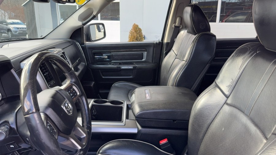 2015 RAM 1500 4WD Crew Cab 140.5