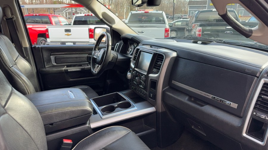 2015 RAM 1500 4WD Crew Cab 140.5
