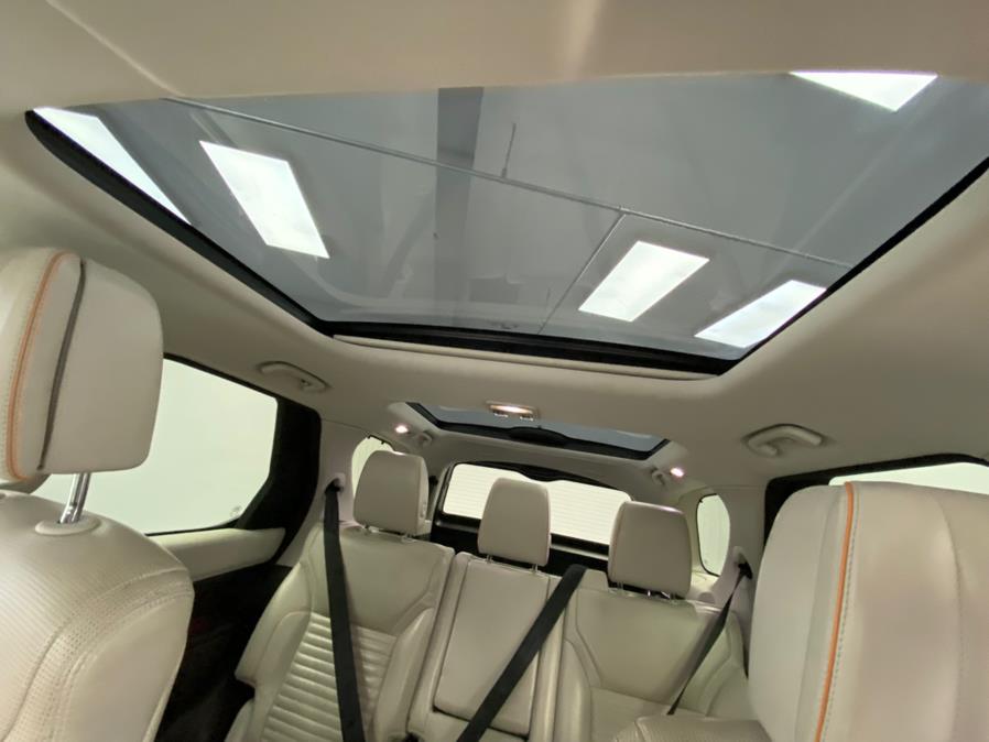 2017 Land Rover Discovery HSE Luxury Td6 Diesel photo