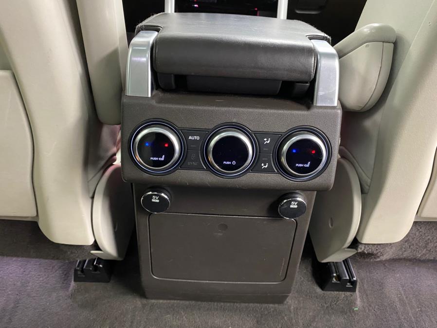 2017 Land Rover Discovery HSE Luxury Td6 Diesel photo