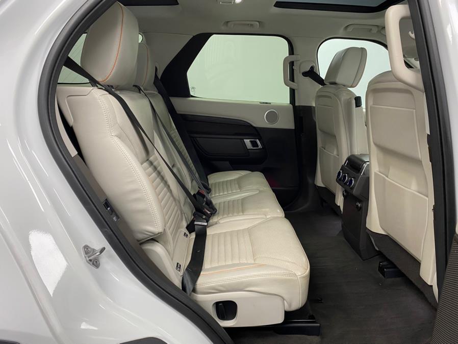 2017 Land Rover Discovery HSE Luxury Td6 Diesel photo