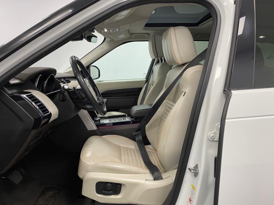2017 Land Rover Discovery HSE Luxury Td6 Diesel photo
