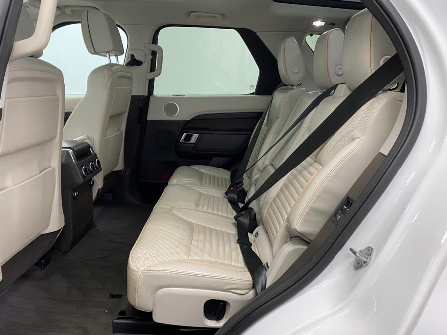 2017 Land Rover Discovery HSE Luxury Td6 Diesel photo